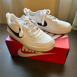 Nike Boy's White and Maroon Sneakers